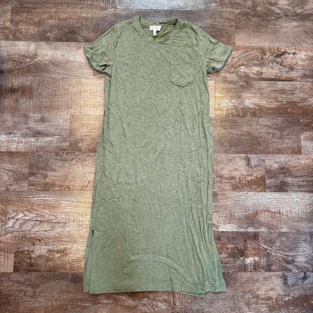 Jessica Simpson Long Green T-shirt Dress With Side Slits Size Small